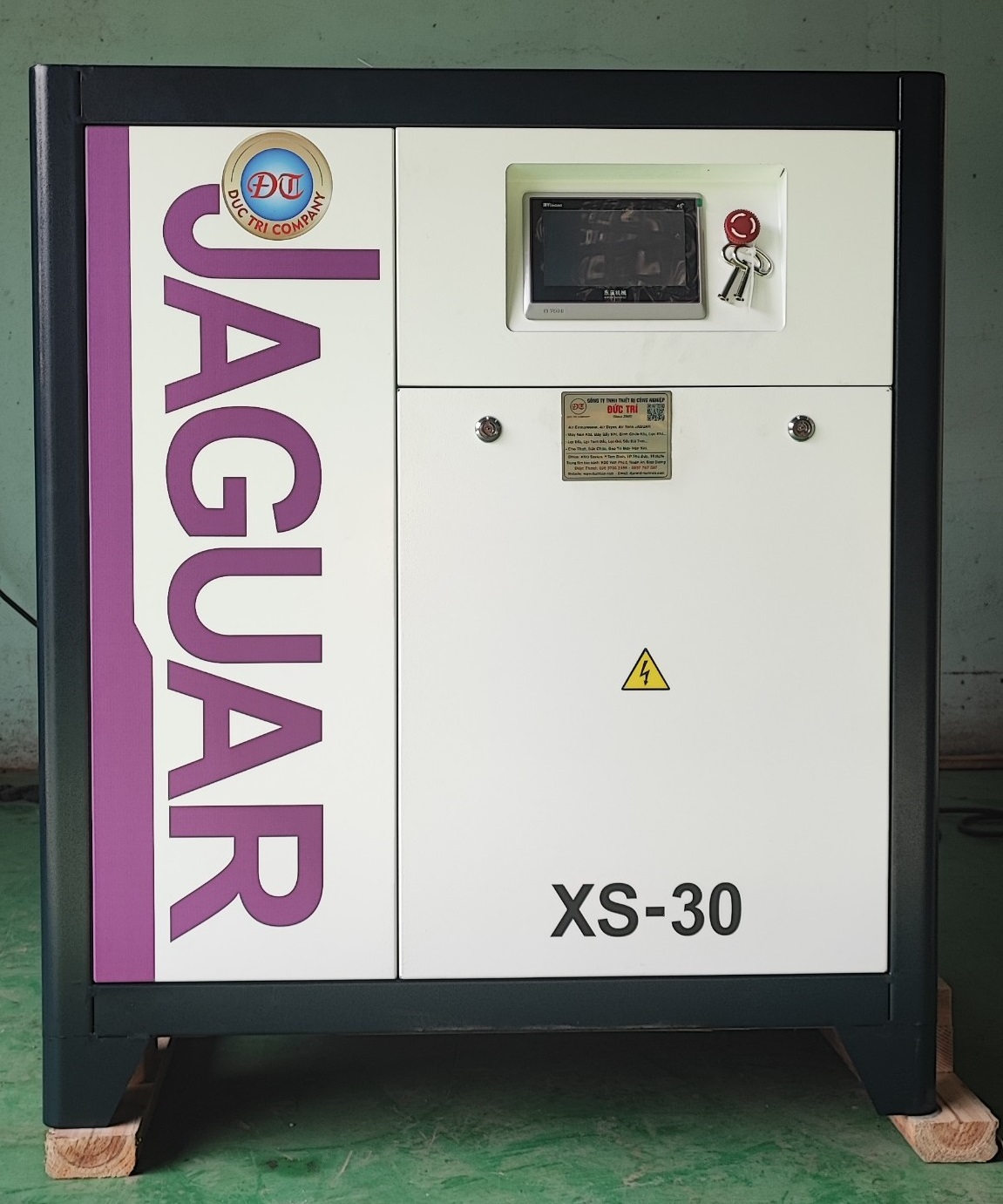 MÁY NÉN KHÍ TRỤC VÍT BIẾN TẦN JAGUAR XS30 – 22KW/30HP